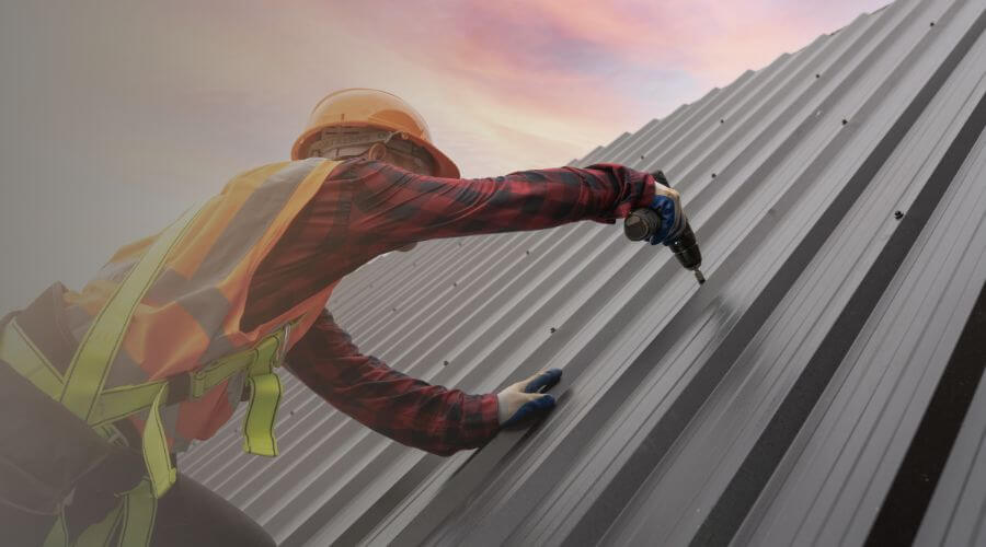 Expert Emergency Roof Repairs services in Stoneham, MA